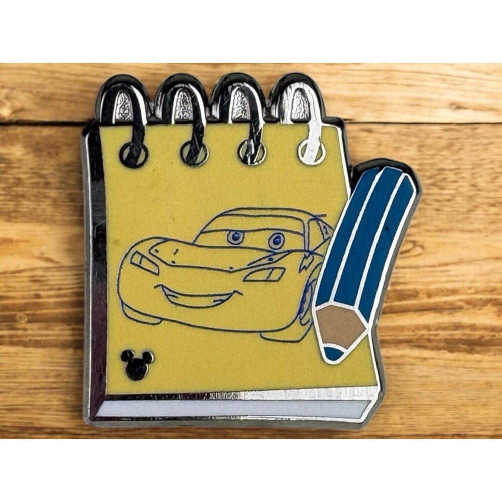 2014 Walt Disney World Lightning McQueen Sketch Pad Hidden Mickey Trading Pin